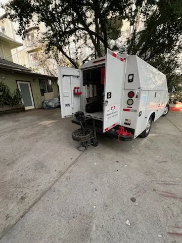 Magnet Plumbing service vehicle on-site for Sewer Line Repair in Kaneohe